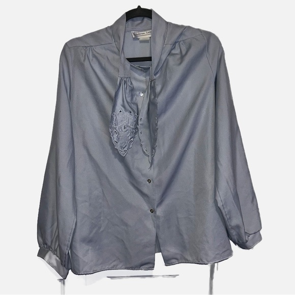 Vintage Anderson-Little Baby Blue Bishop Sleeve Button Blouse W/ Collar Bow - Picture 2 of 9